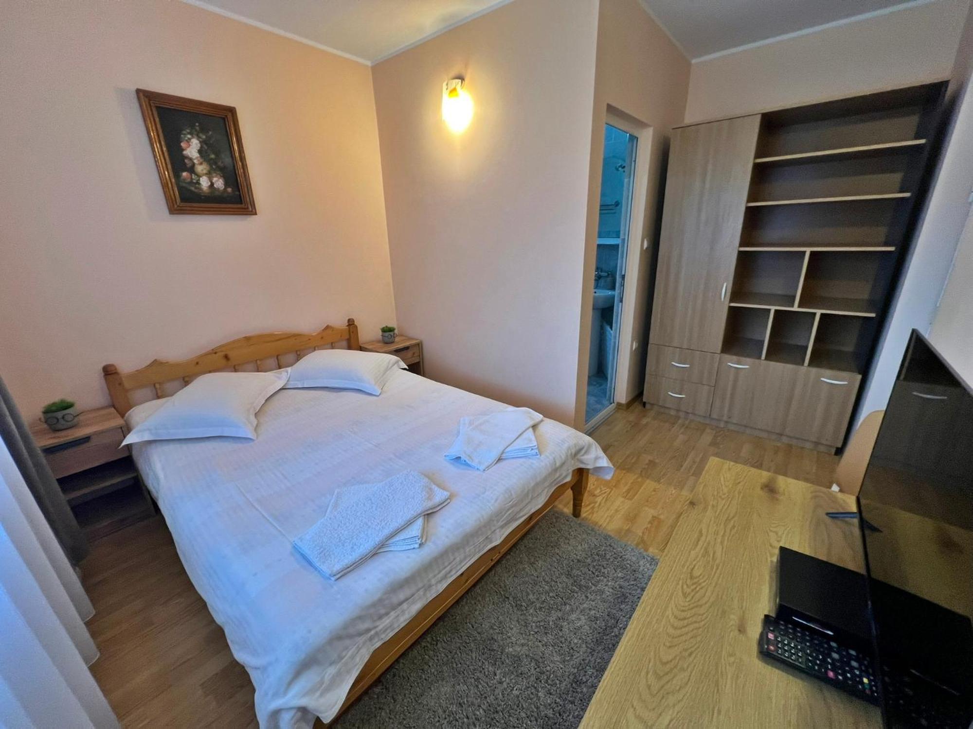 Casa Potcoava Hotel Lepsa Luaran gambar
